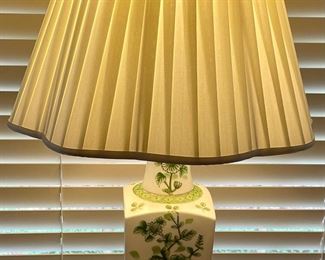 VINTAGE LAMP
