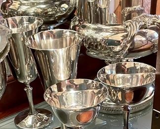 SILVERPLATE SERVING PIECES