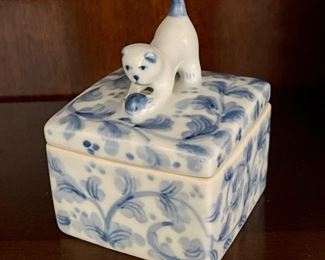 TRINKET BOX