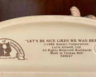 VINTAGE ENESCO FIGURINE