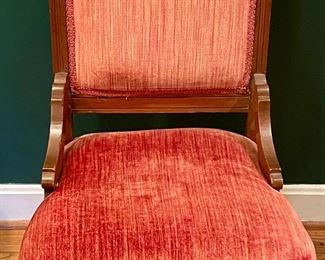 ANTIQUE CHAIR (EASTLAKE?)