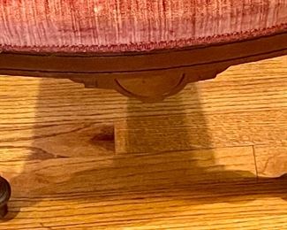 ANTIQUE CHAIR (EASTLAKE?)