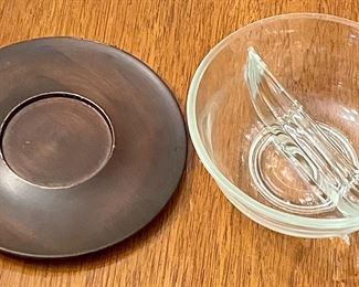 VINTAGE DIVIDED BOWL W/WOODENTRAY BASE