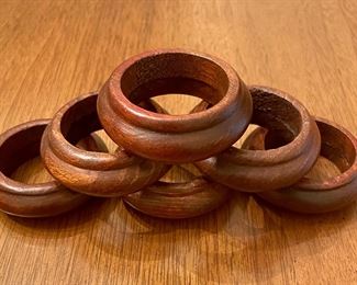 NAPKIN RINGS