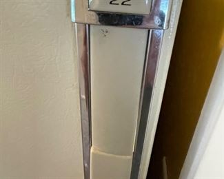 Kenmore Hi/Lo Refrigerator/
**Available for PRE-SALE PURCHASE