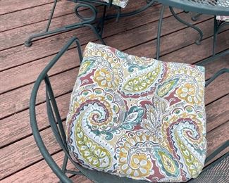 WROUGHT IRON SPRING CHAIR PATIO SET W/SEAT CUSHIONS