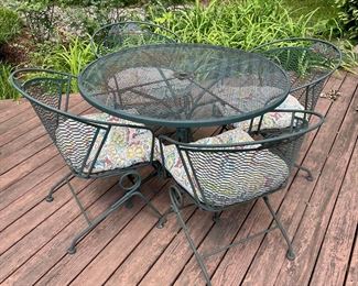 WROUGHT IRON SPRING CHAIR PATIO SET W/SEAT CUSHIONS