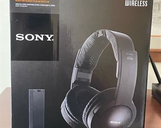 SONY WIRELESS HEADPHONES