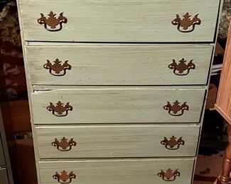 DISTRESSED/PAINTED CHEST OF DRAWERS