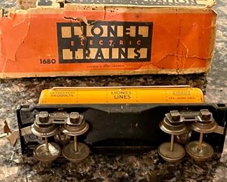 PREWAR LIONEL ELECTRIC TRAINS - SHELL TANK  CAR #1680