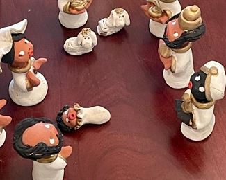 VINTAGE AFRICAN AMERICANA CHRISTMAS POTTERY CLAY SCULPTURE NATIVITY ORNAMENT DECOR