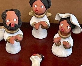 VINTAGE AFRICAN AMERICANA CHRISTMAS POTTERY CLAY SCULPTURE NATIVITY ORNAMENT DECOR