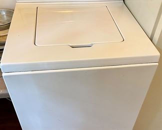 MAYTAG WASHER

*** AVAILABLE FOR PRE-SALE PURCHASE ***
