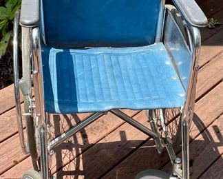 WHEEL CHAIR