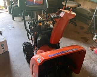 Very nice snowblower