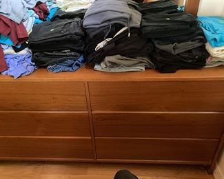 Large 6 drawer dresser with mirror 