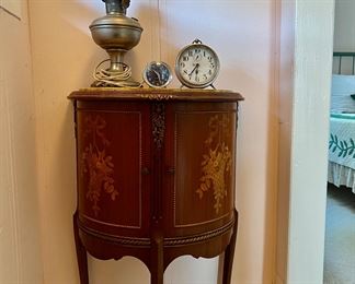 Beautiful vintage French design end table, nightstand or demilune