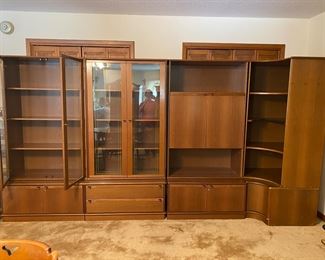 Mid Century Modern 137 x72x22