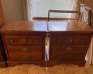 Night stands 25x26x14