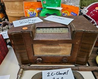VINTAGE RADIO