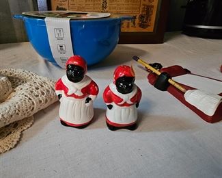 SALT AND PEPPER SHAKERS