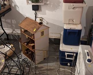 Coolers, doll house 