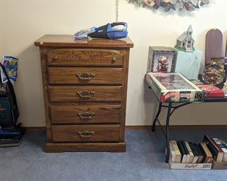 Dresser, vacuum, Christmas 