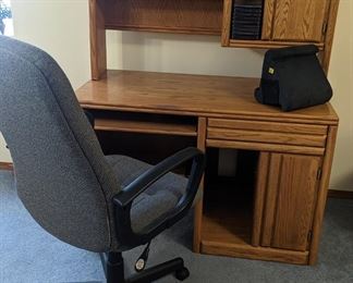 Desk and chair 
