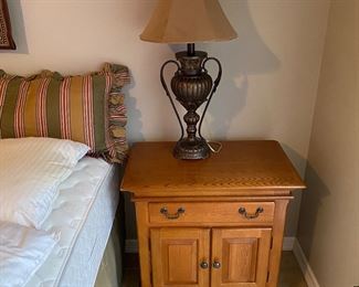 2 night stands and 2 matching lamps.  Goes with triple dresser/mirror and armoire.