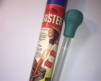 Do some serious basting and showing off with this Good Housekeeping-approved baster from the 1950s. 