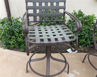 Outdoor metal swivel bar stool