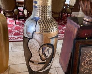 Abstract Design large ceramic vase 