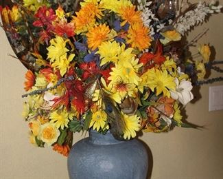 Elegant Sunflower Floral Arrangement With End Table And Runner