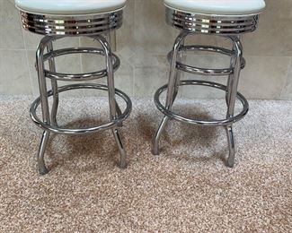2 backless metal Bar Stools