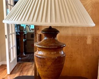 Very cool Metal Urn Style Lamer with Shader