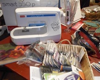 NEW!! Pfaff Smart 350p; Loads of sewing notions.