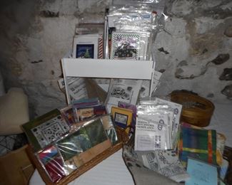 Loads of Patterns - Quilts, Clothing & Crafts