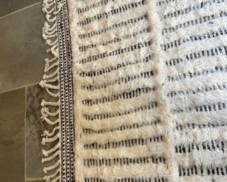 6'3" x 10'4" area rug