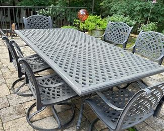 Gather Craft table and 6 chairs