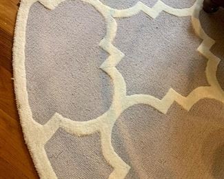 8 ft round rug by Safavieh