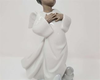 LLADRO Filled with Joy Black Legacy Collection