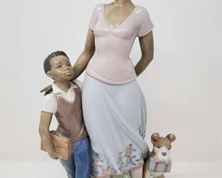 LLADRO Ready to Learn Black Legacy Collection
