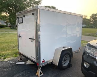 2018 5' x 8' Cross trailer. More pictures at the end of the album! Only used locally to house children’s books as a mobile library ❤️