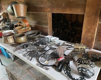 Many cast iron oil lamp parts