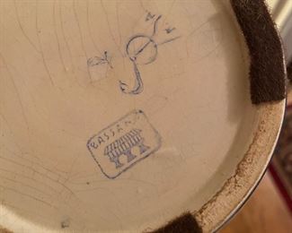 D7 - $30. Bassano lidded vase