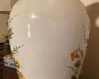 D7 - $30. Bassano lidded vase