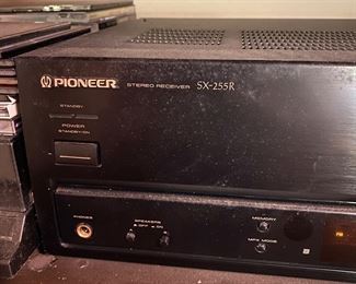 $25 - Pioneer Stereo Receiver SX-255R