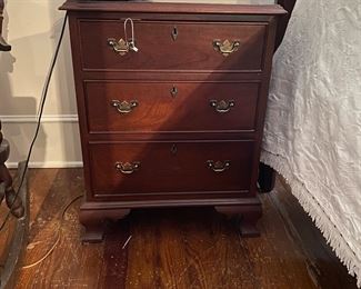 F28 - $75. Measures 21.5" wide x 14.5" deep x 27". Craftique Reproduction Furniture - Mebane. Solid wood but top has some water marks. 