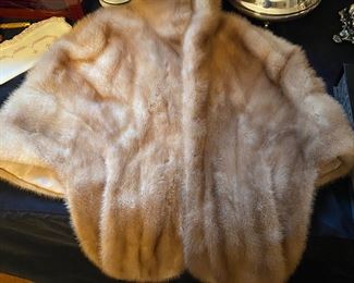 D27 - $40 American Mink wrap. 