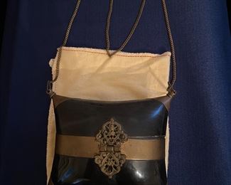 D26 - $40 horn & bone purse